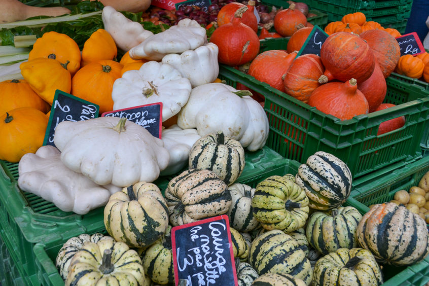 Open market -Shopping in Lausanne